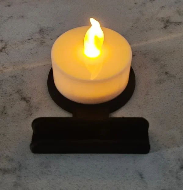 Giá đỡ ánh nến tea light bằng kính màu - Image 3