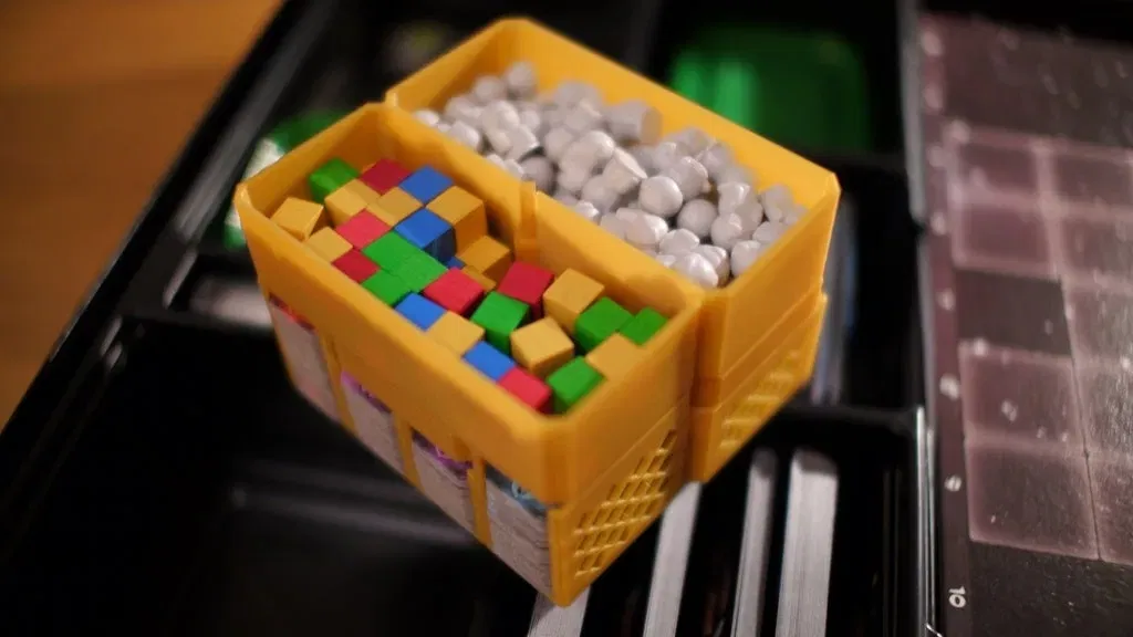 Hộp lưu trữ token cho trò chơi Galaxy Trucker kỷ niệm - Image 1