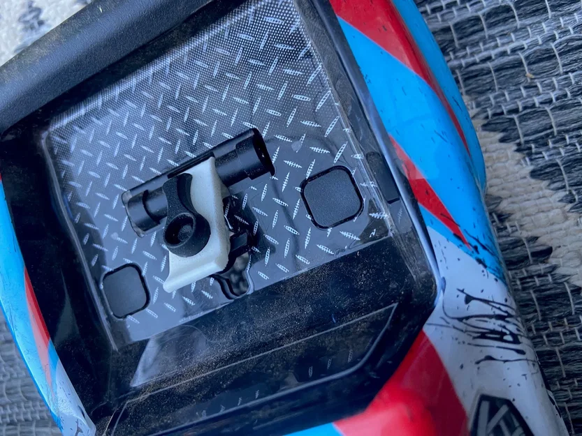 Bộ kẹp lưng cho xe điều khiển từ xa MJX Hyper Go - Image 1