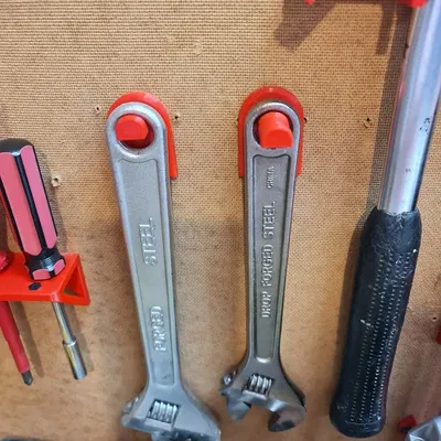 Giá đỡ dụng cụ cờ lê đơn và đôi