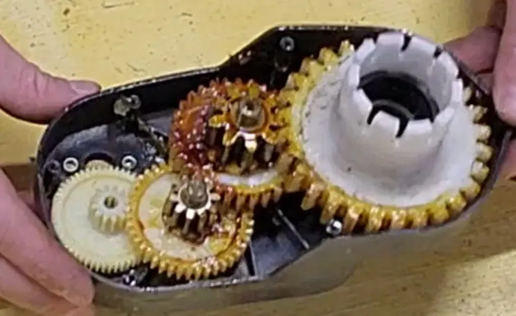 Bánh răng 24V cho hộp số UTV chạy điện - Image 1