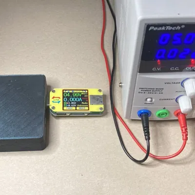 Hộp kết nối 4mm với cổng USB-A và USB-A mini