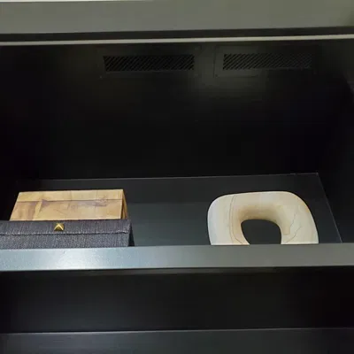 Lưới thông gió đơn giản cho tủ giải trí âm tường