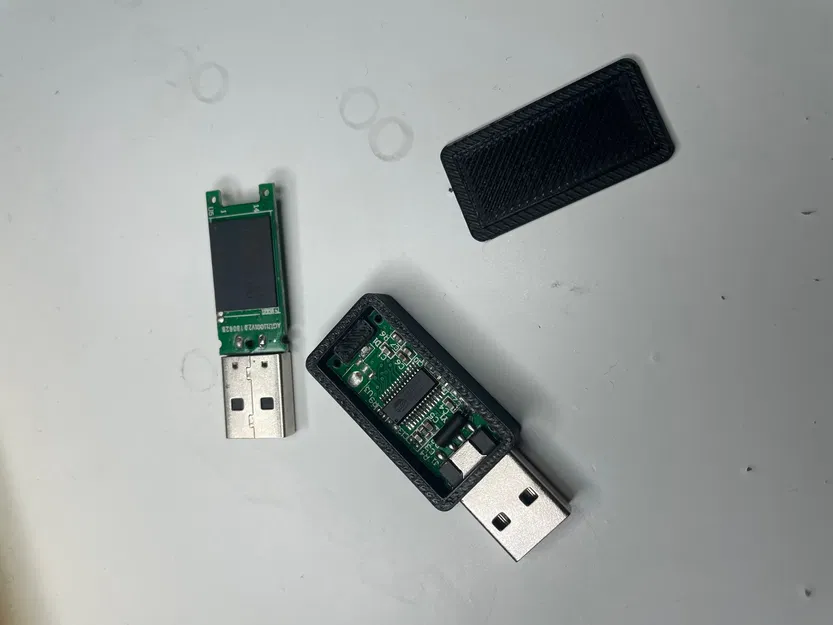 Vỏ bảo vệ cho ổ USB flash drive tự làm - Image 1