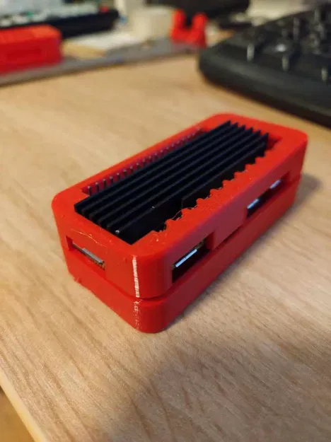 Vỏ máy Raspberry Pi Zero 2 với camera Picam và hệ thống tản nhiệt - Image 1