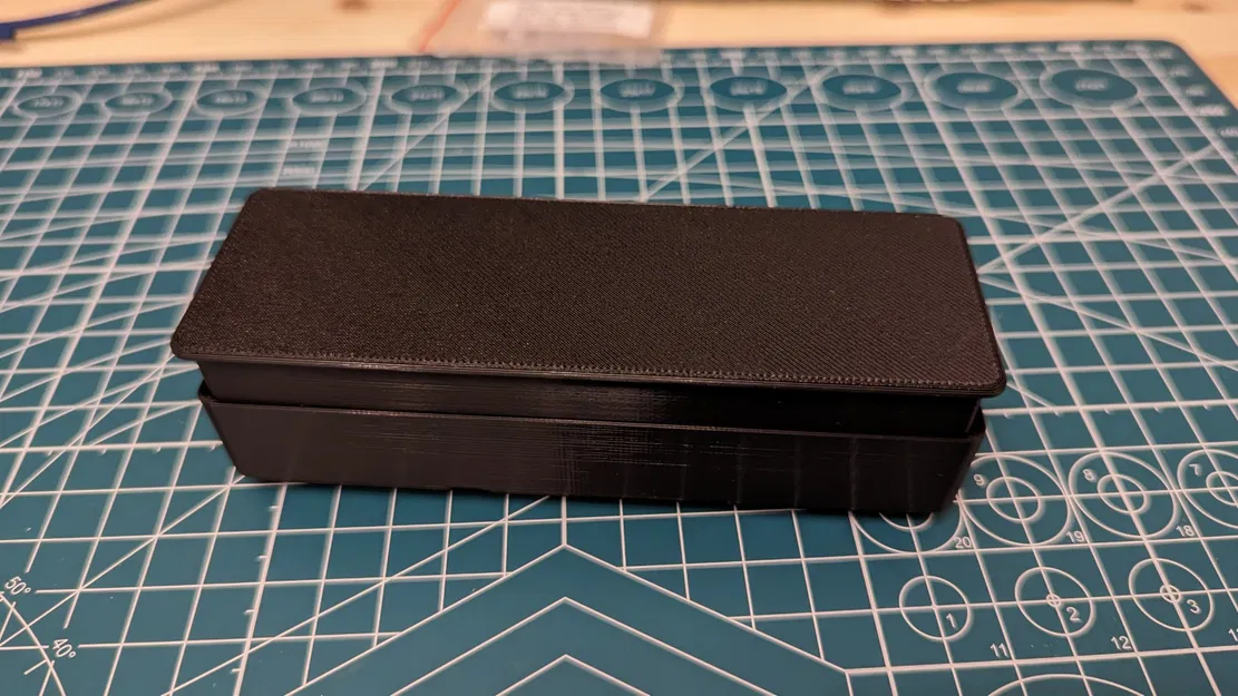 Nắp Gridfinity cho hộp CR2450 3x1 - Image 2