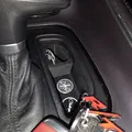 Giá đỡ chìa khóa và đồng xu cho Dodge Challenger - Thumbnail 2