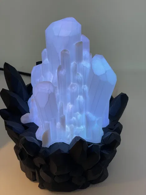 Đèn LED RGB hình tinh thể lớn hơn - Image 1