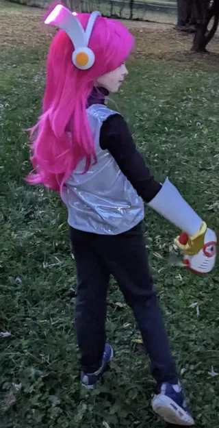 Mũ bảo hiểm robot Susie từ trò chơi Kirby với Arduino lập trình... - Image 1