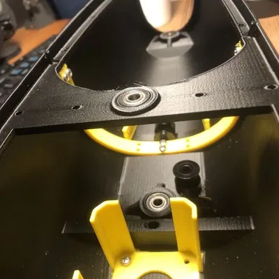 Yacht buồm điều khiển từ xa "Black Pike