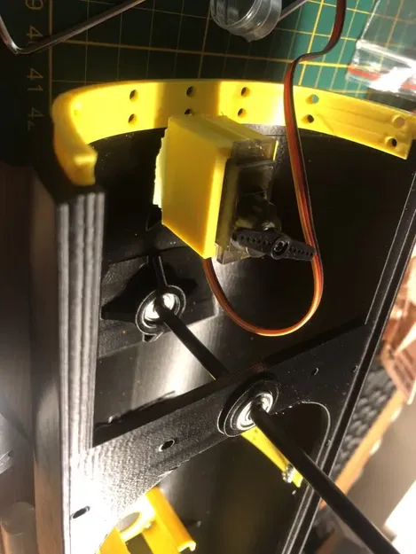 Yacht buồm điều khiển từ xa "Black Pike - Image 3