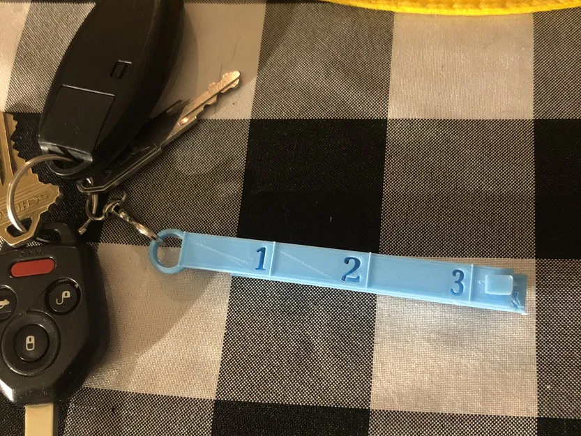 Phụ kiện chìa khóa hình thước kẻ 3D - Image 2