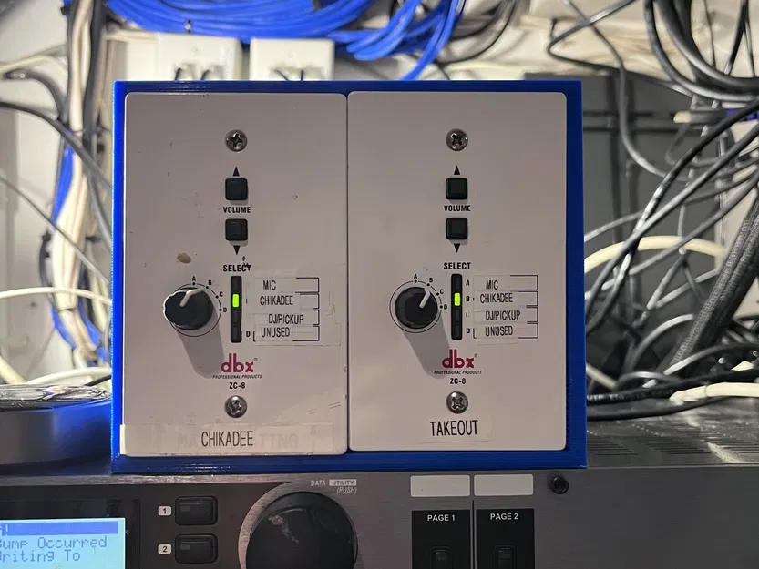 Hộp gắn bề mặt 2-Gang cho điều khiển từ xa DBX ZC8 - Image 1