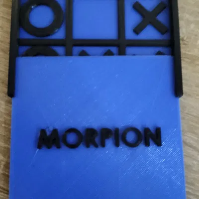 Bàn cờ morpion nhỏ gọn và dễ mang theo