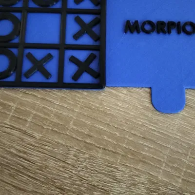 Bàn cờ morpion nhỏ gọn và dễ mang theo