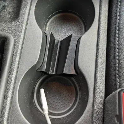 Giá đỡ điện thoại tích hợp cho khay để cốc Seat Leon 5F