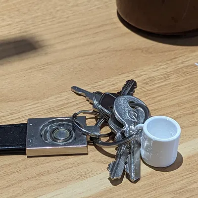 Móc chìa khóa hình cốc dễ thương