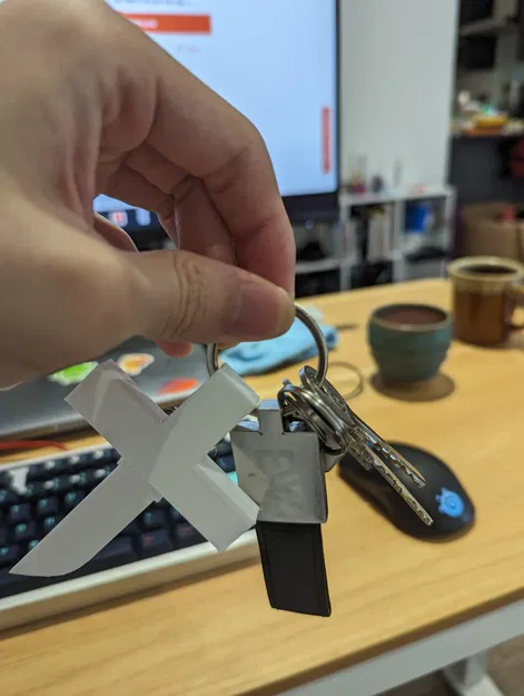 Chìa khóa tag hình dao Mihawk trong One Piece - Image 2