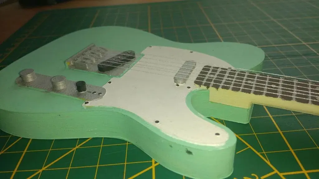 Mô hình guitar Fender Telecaster tỷ lệ 30% - Image 3