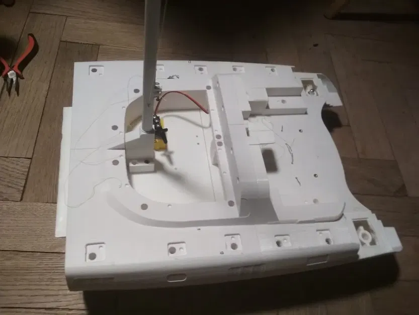 Mô hình thuyền buồm điều khiển từ xa catamaran Wave 58 "Sta Ana - Image 4