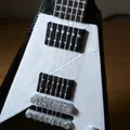 Mô hình guitar điện mini Gibson Flying V - Thumbnail 3