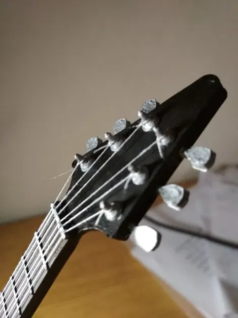 Mô hình guitar điện mini Gibson Flying V - Image 4