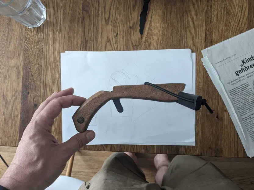 Nỏ cao su trẻ em bằng nút bần in 3D - Image 1