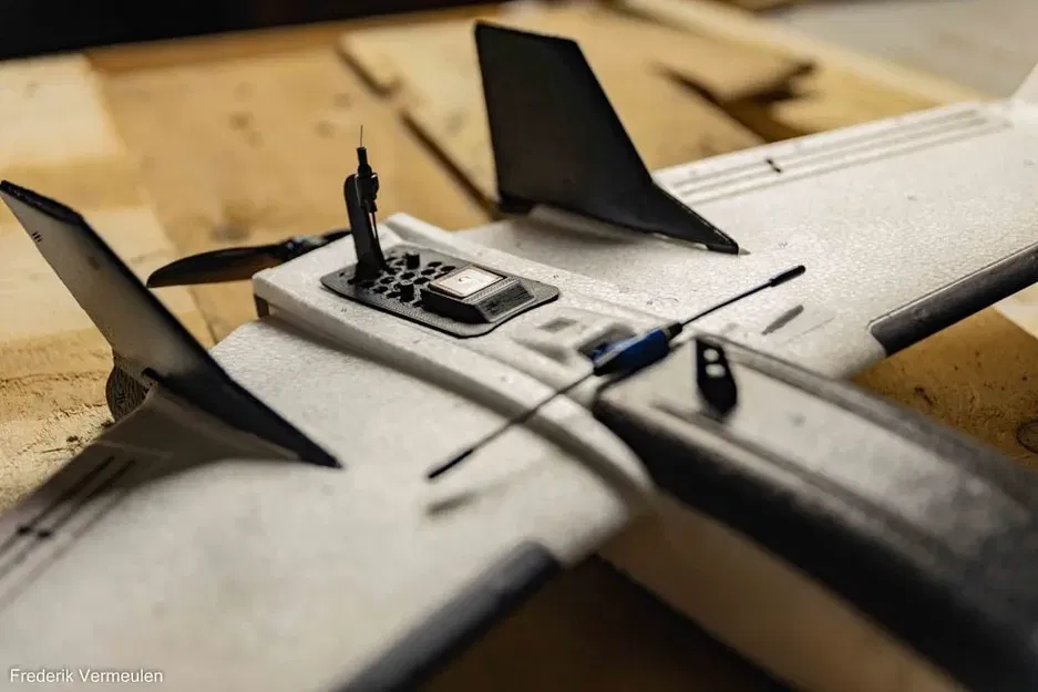 Nắp che ESC ZoHD Dart 250 và giá đỡ VTX, GPS - Image 1