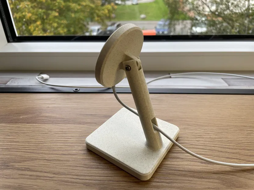 Giá đỡ sạc MagSafe cho iPhone từ Twelve South Forté - Image 2