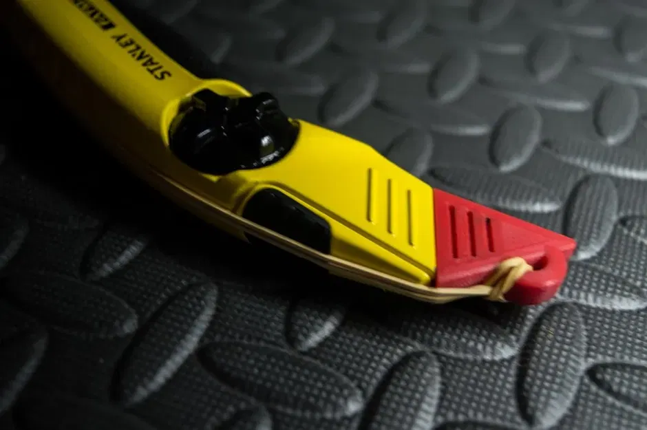 Nắp an toàn cho dao Stanley FatMax - Image 1