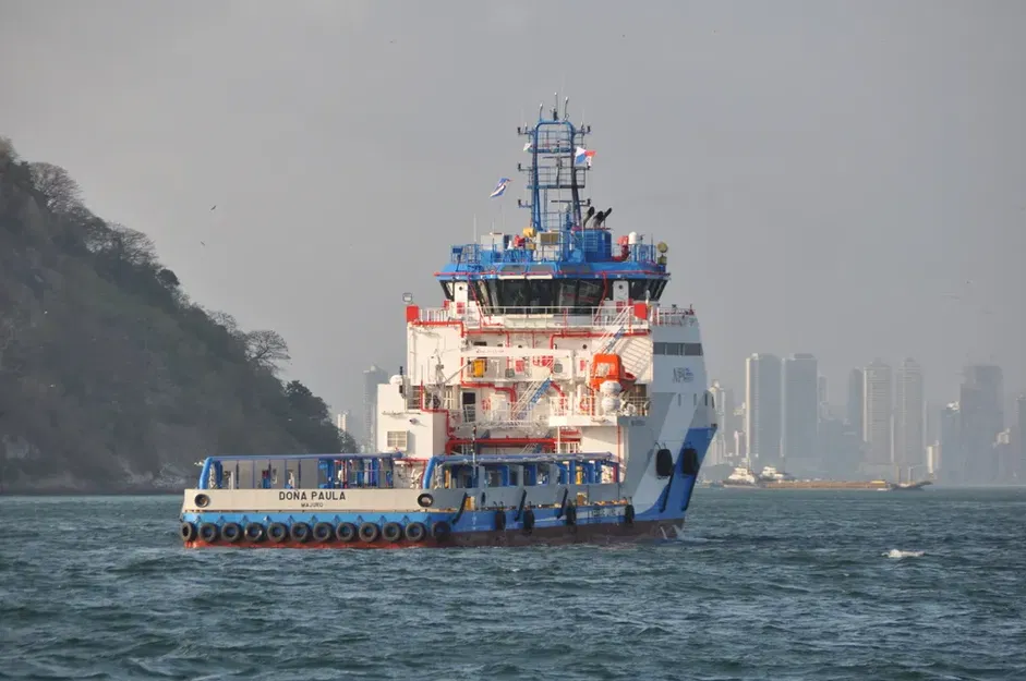 Mô hình tàu PSV Offshore Vessel tỉ lệ 1:100 - Image 11