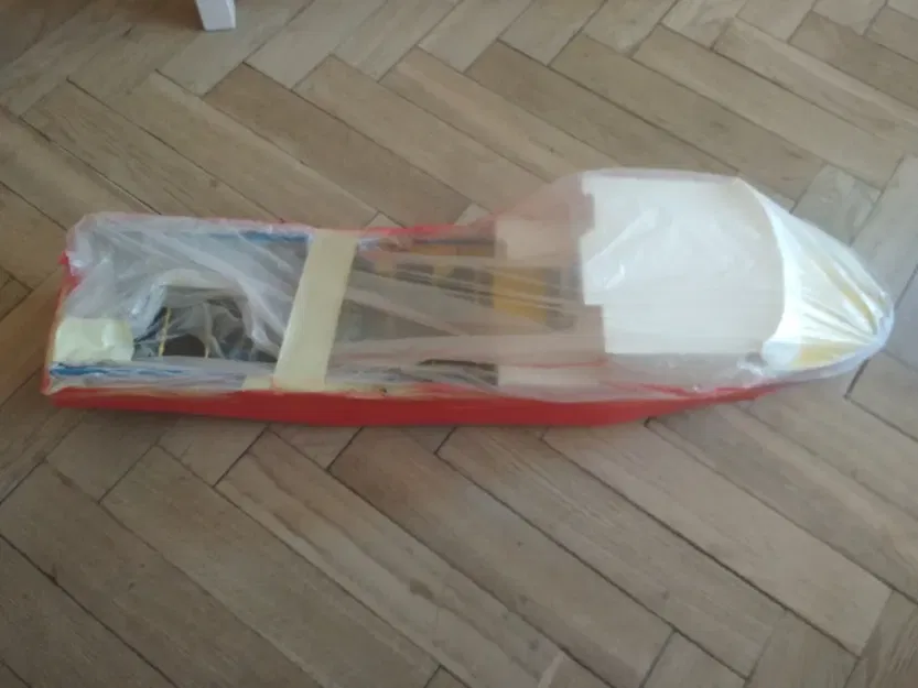 Mô hình tàu PSV Offshore Vessel tỉ lệ 1:100 - Image 14