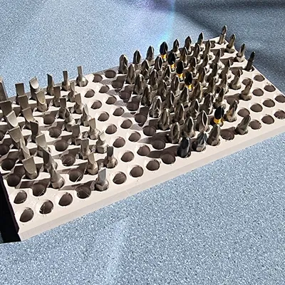 Giá đỡ bit với kích thước 100 x 200mm và 144 vị trí