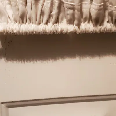 Cần gạt rèm có đế từ tính điều chỉnh chiều dài