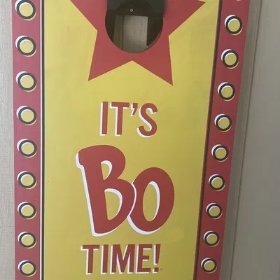 Giá treo tường cho hai bảng cornhole