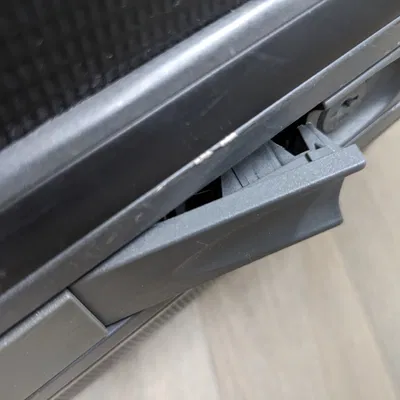 Thay thế chốt hành lý Samsonite cho vali cũ