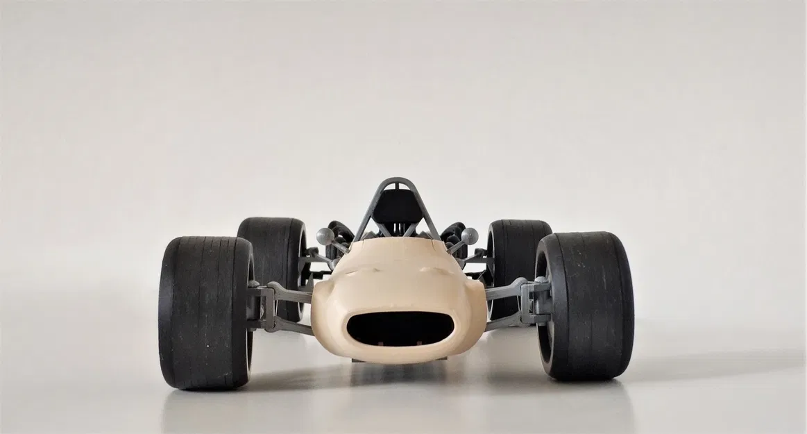 Mô hình xe đua SCARBO SVF1 với cửa và động cơ hoạt động - Image 7