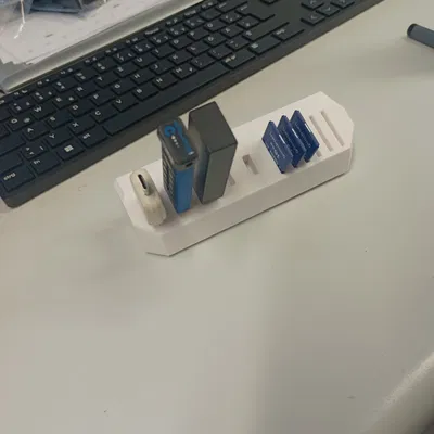 Giá đỡ USB-Flashdrive và SD-Card cho Cooler Master QUBE 500