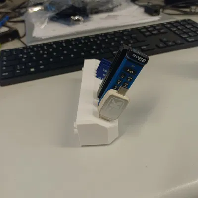 Giá đỡ USB-Flashdrive và SD-Card cho Cooler Master QUBE 500