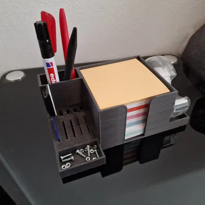 Giá đỡ bút và phụ kiện tiện lợi cho bàn làm việc