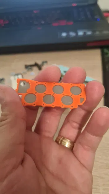 Móc khóa VR6 cho xe Volkswagen Superb, Golf, Passat - Image 1