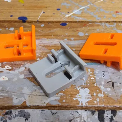 Giá đỡ tường cho bảng trắng dots office