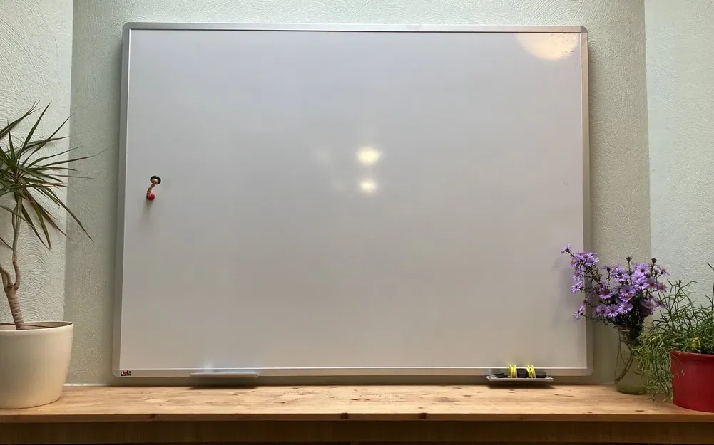 Giá đỡ tường cho bảng trắng dots office - Image 3