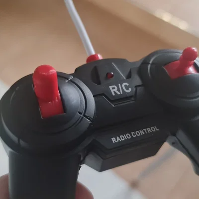 Cần điều khiển từ xa cho mô hình RC