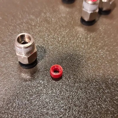 Nắp trong PC4-01 cho việc chèn filament dễ dàng