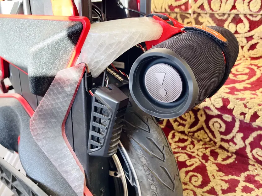 Giá đỡ loa cho xe điện KingSong S22 - Image 2