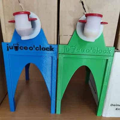 Giá đỡ cho bình siro Juice O'clock