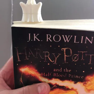 Đánh dấu trang ma quái độc đáo cho sách của bạn