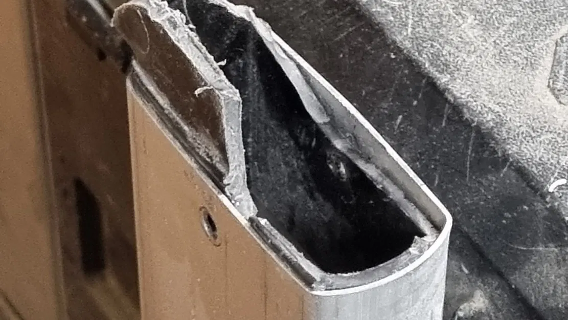 Tay cầm thay thế cho hộp công cụ Stanley - Image 3