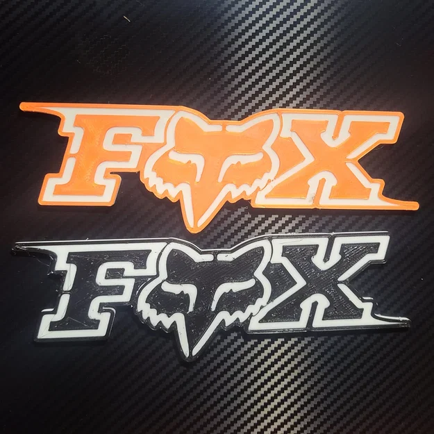 Biểu tượng đua xe Fox với thiết kế in nổi hai màu - Image 1